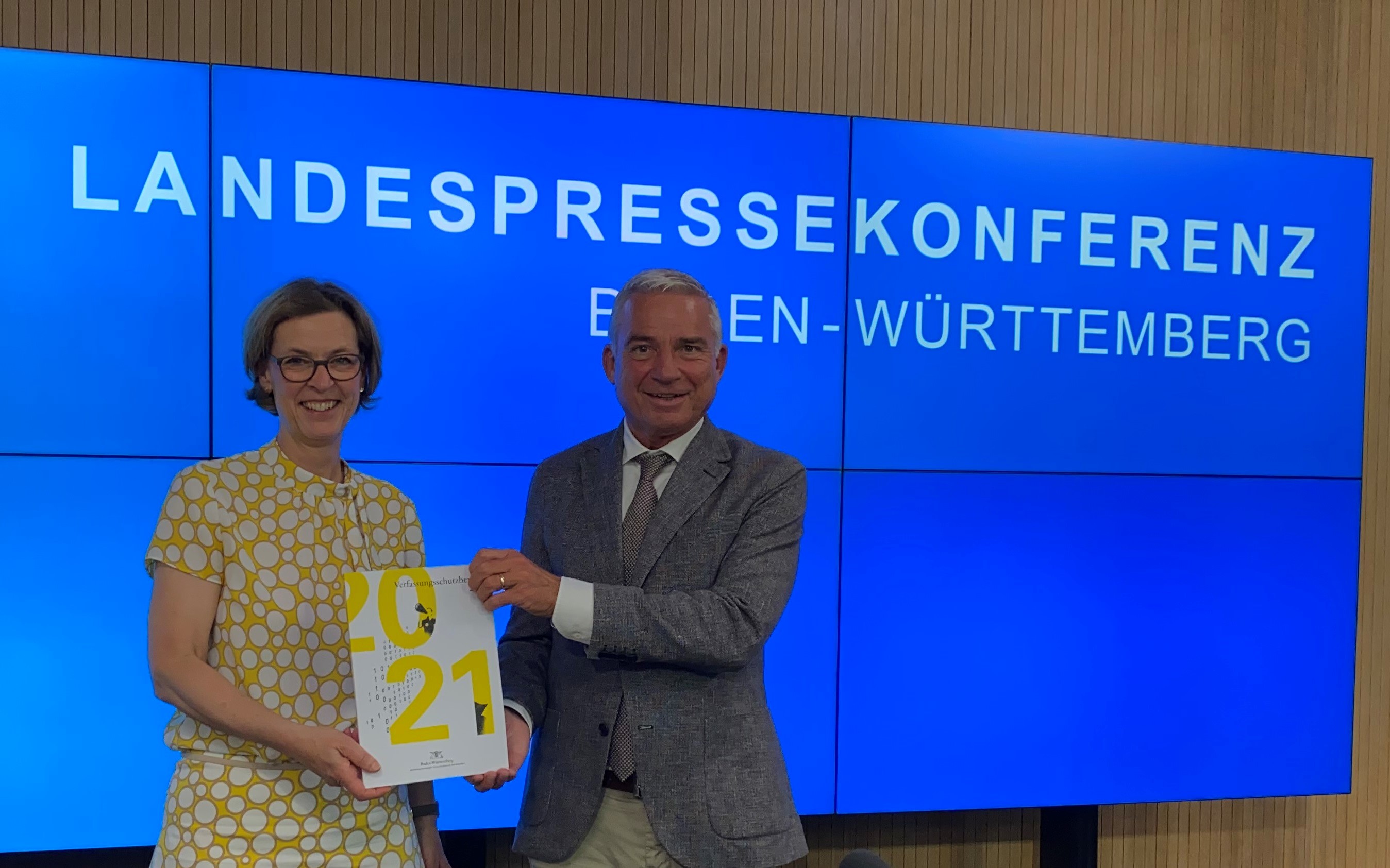 Vorstellung des Verfassungsschutzberichtes 2021 Vorstellung des Verfassungsschutzberichtes 2021